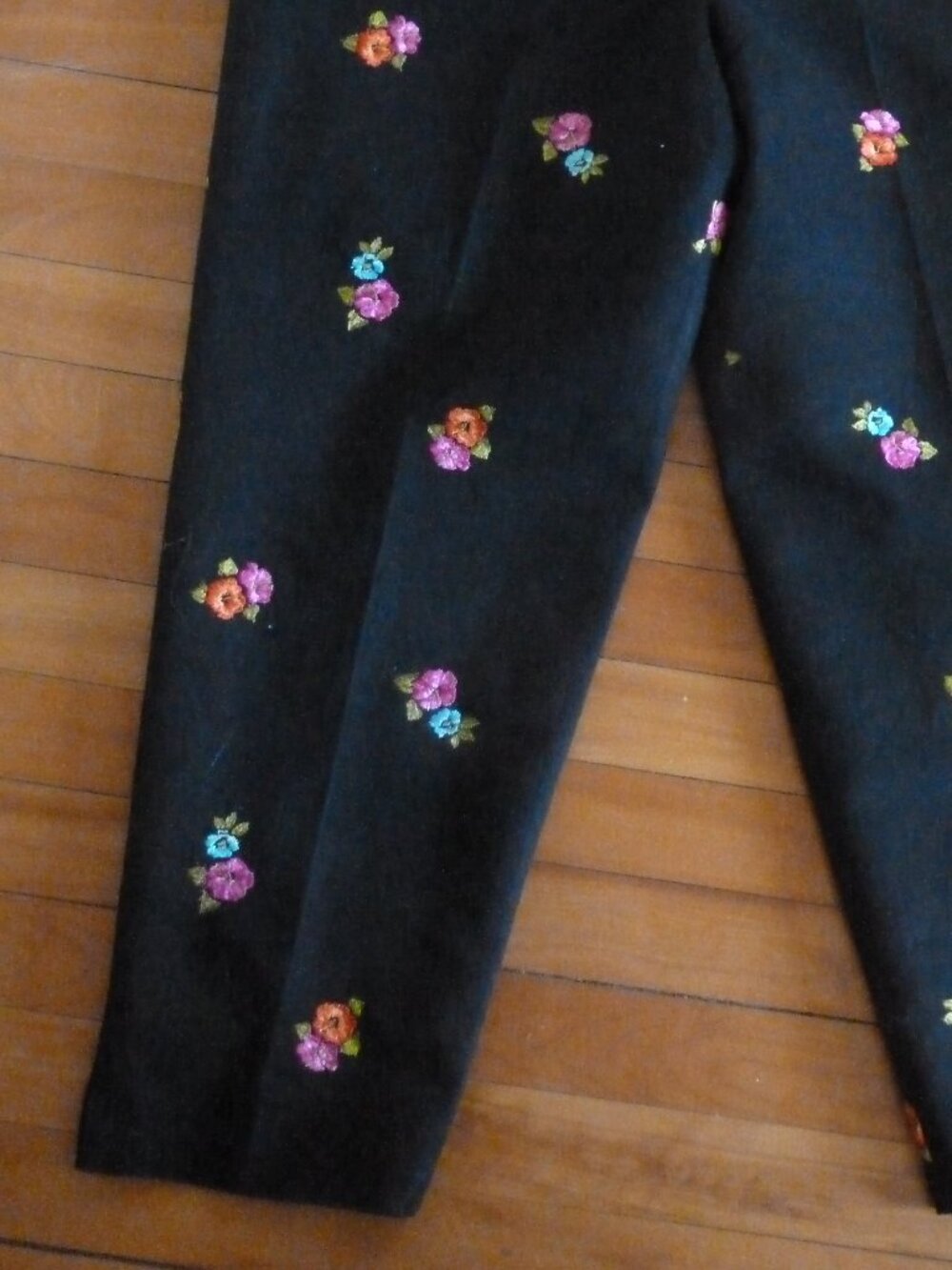 BLACK, EMBROIDERED MATERIAL IN THESE 14p PANTS, LINED
